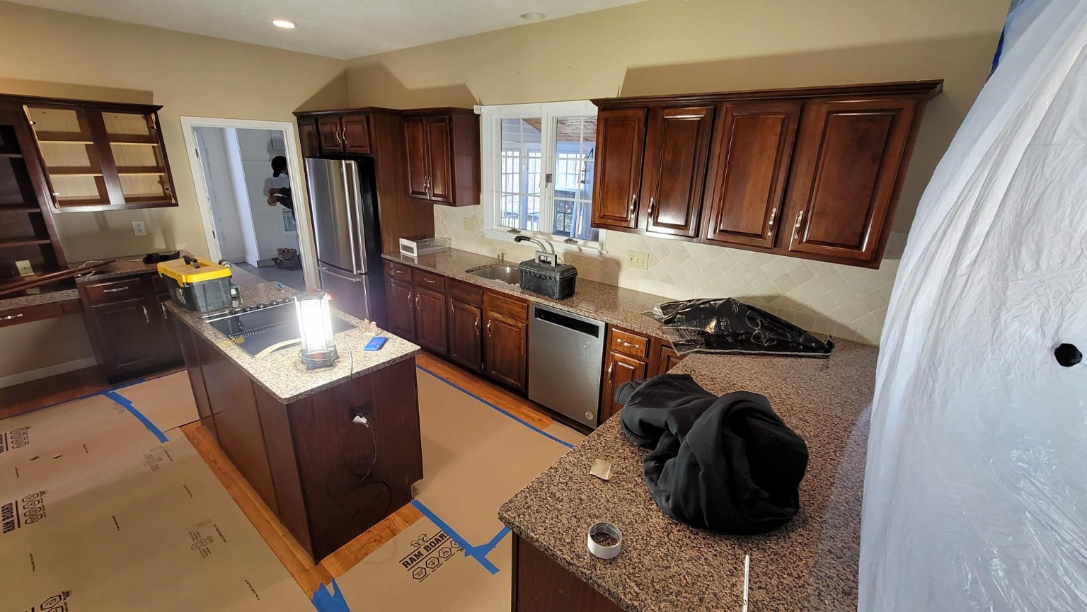 Kitchen before renovation